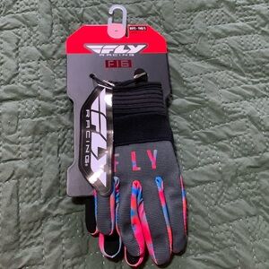 Brand new Fly racing brand gloves!